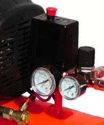 Компрессор масляный поршневой прямой привод Elitech КПМ 200/24 ПРОМО купить в Урае