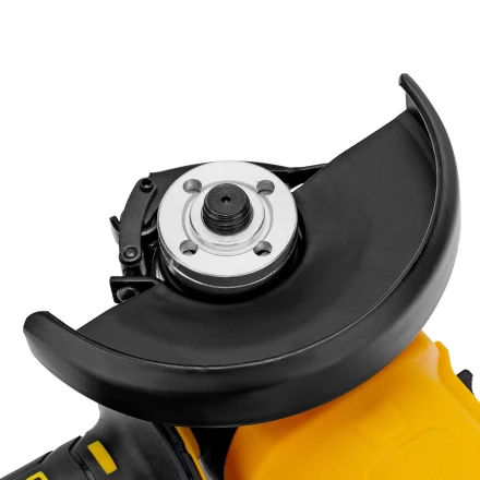 Машина шлифовальная угловая Denzel AG125-1500 26907, 1500 Вт, 125 мм, 3000-11000 об/мин купить в Урае