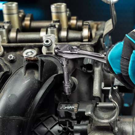 Ключ-трещотка 1/4&quot; Gross 14053, CrV, 90 зубьев, усиленный, хром купить в Урае