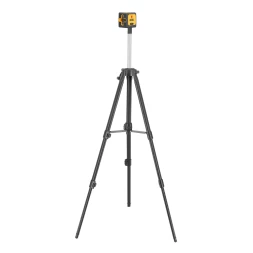 Лазерный уровень DQB-T, 30 м, зеленый луч, батарейки, штатив// Denzel 350165