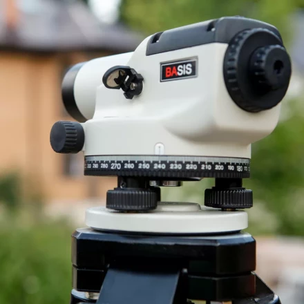 Нивелир оптический ADA Basis с поверкой  нитяной отвес мелкий инструмент  кейс  ADA купить в Урае