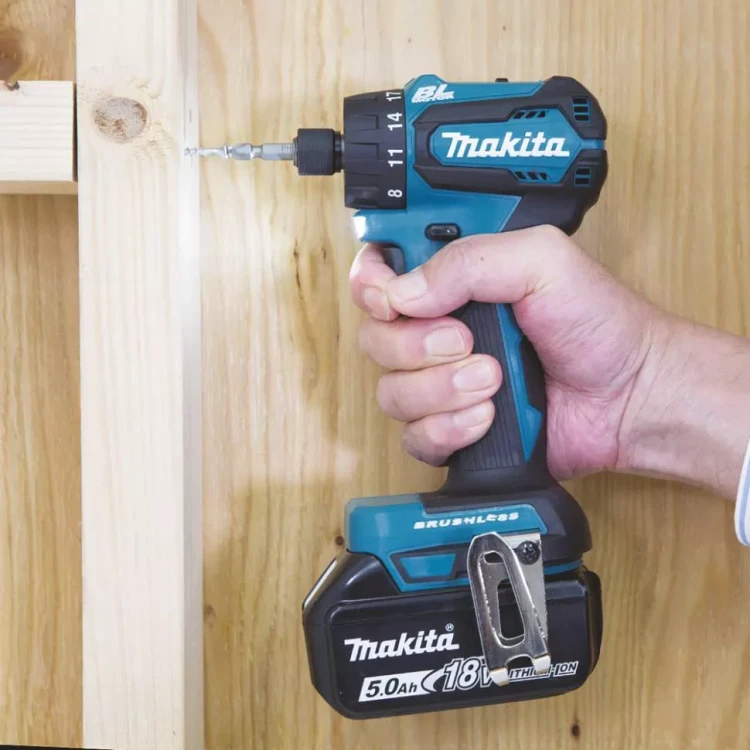 Аккумуляторная дрель-шуруповерт Makita DDF083Z (без АКБ и ЗУ) купить в Урае