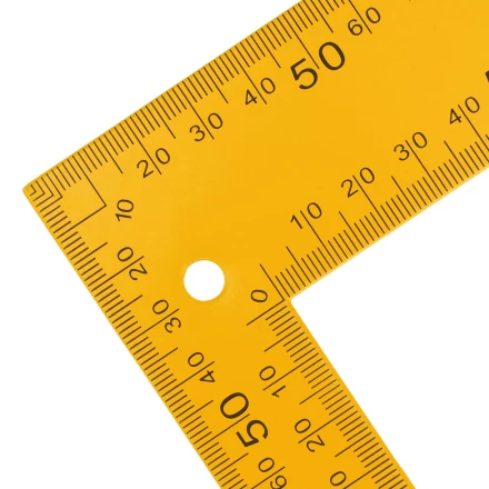 Угольник стальной Denzel, 200 х 300 мм, 32388 купить в Урае