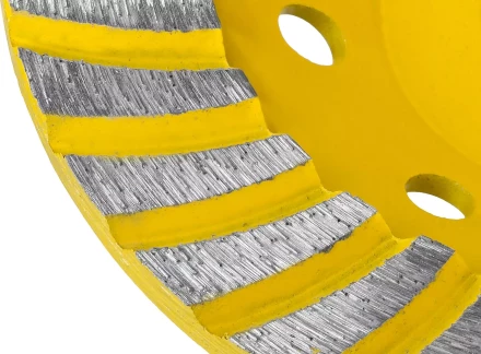 Чашка STAYER &quot;PROFESSIONAL&quot; алмазная сегментированная, высота 22,2мм, 125мм 33380-125 купить в Урае