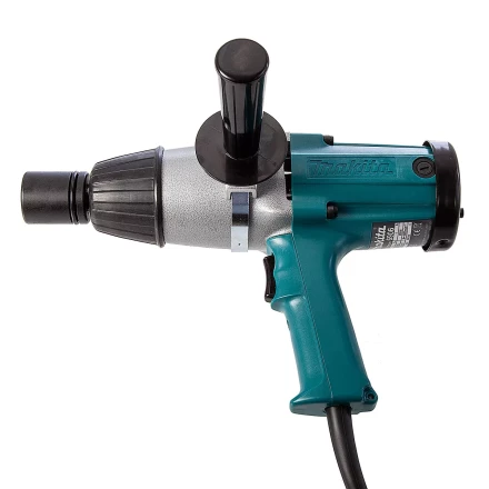 Ударный гайковерт Makita 6906 купить в Урае