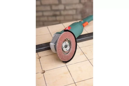 Круг Лепестковый Торцевой (КЛТ) HAMMER КЛТ 1 Ф125х22 Р40 213-016 купить в Урае