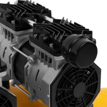 Компрессор безмасляный, малошумный DLS 1800/100,1800 Вт, 3x600, 100 л, 345 л/мин// Denzel 58028 купить в Урае