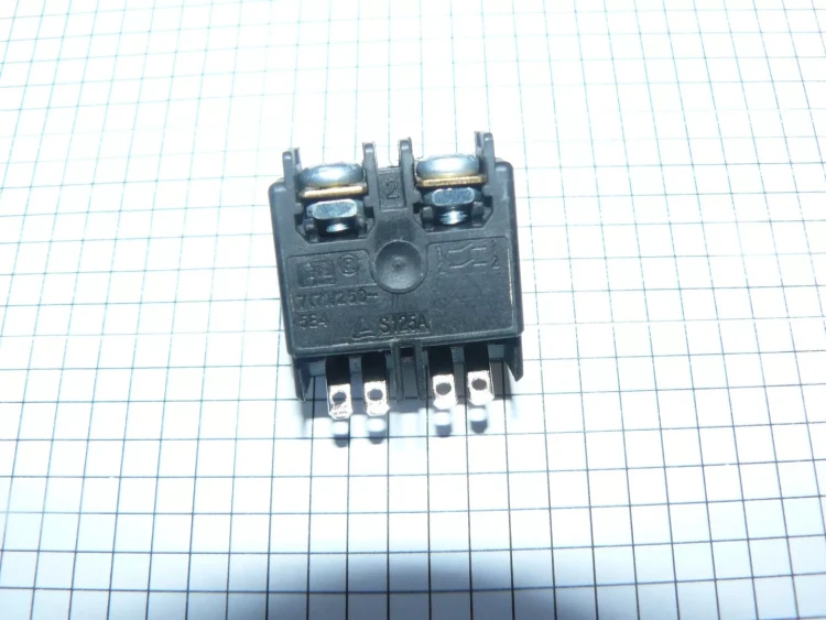 Выключатель SF125 7(7)A 5E4 V000-003-302 купить в Урае