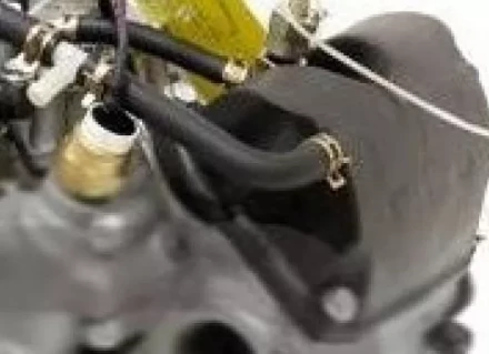 Дизельный двигатель KM2V80G (без глушителя и радиатора) купить в Урае