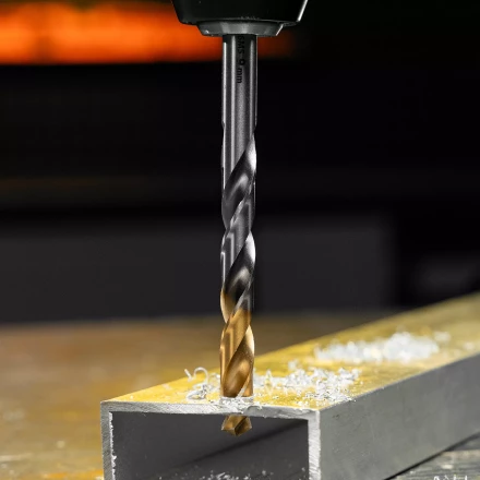 Сверло спиральное по металлу Denzel, 9 x 125 мм, Р6М5, Golden Tip, 718241 купить в Урае