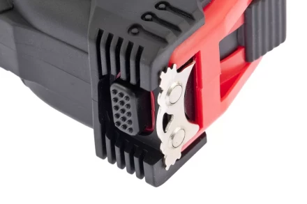 Рулетка Status magnet 3 fixations 10 м х 32 мм обрезиненный корпус зацеп с магнитом  MATRIX 31000 купить в Урае