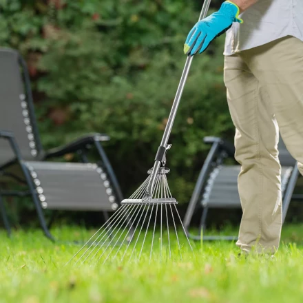 Грабли веерные стальные Palisad, 190 - 520 х 1200 - 1500 мм, 15 зубьев, раздвижные, стальной черенок, 6175655 купить в Урае