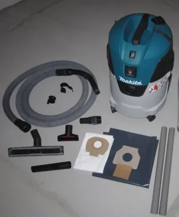 Пылесос промышленный Makita VC2512L купить в Урае