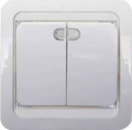 Выключатель СВЕТОЗАР &quot;ГАММА&quot; двухклавишный, с подсветкой, цвет белый, 10А/~250В SV-54135-W купить в Урае