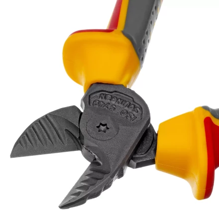 Бокорезы, диэлектрические рукоятки Denzel 17788, до 1000 В, трехкомпонентные рукоятки, 160 мм купить в Урае