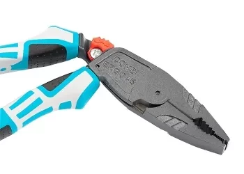 Плоскогубцы с изогнутой головой, комбинированные, трехкомпонентные рукоятки, 200 мм GROSS 16985 купить в Урае