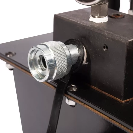 Насосная гидравлическая станция КВТ ПМЭ-7100 объем маслобака 10.0 л (230 В/50 Гц) (91798) купить в Урае