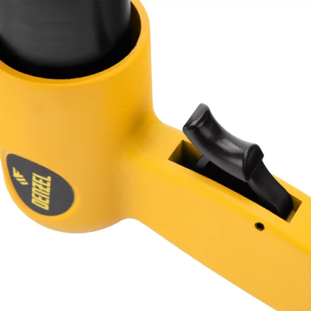 Пневматический молоток Denzel НР4500 + набор насадок, 113 л/мин, 4500 уд/мин 57468 купить в Урае