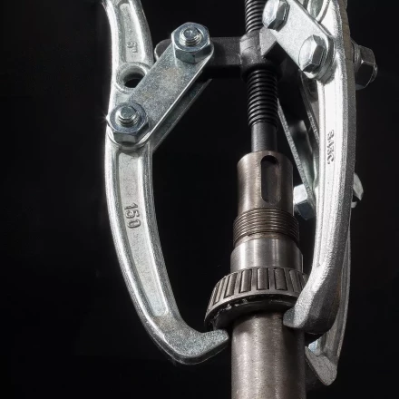 Съемник механический двухлапковый КВТ СМ-80Д серия ПРОФИ (82129) купить в Урае