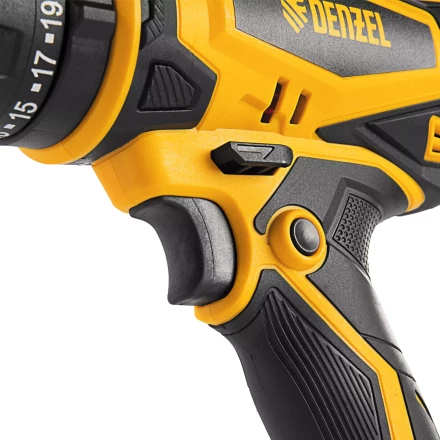 Дрель-шуруповерт сетевая ударная Denzel 26211, ISD-300-13 купить в Урае