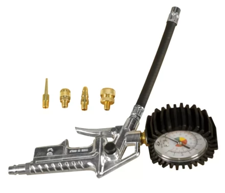 Пистолет для подкачки шин универсальный (4 насадки) 0704000601  Elitech купить в Урае