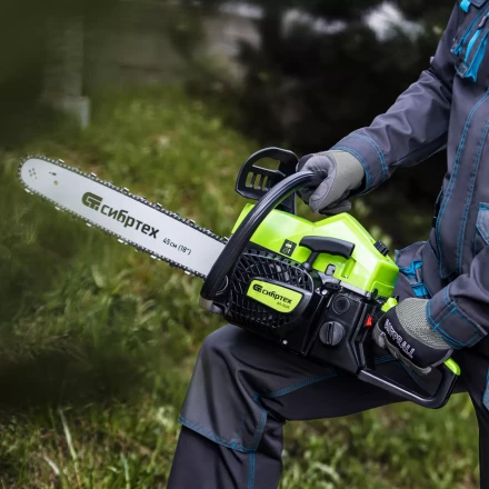 Пила цепная бензиновая Сибртех БП-5245 95209, 52 см3, шина 45 см, шаг 0.325, паз 1,5 мм, 72 звена купить в Урае