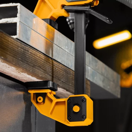 Струбцина F-образная Denzel, быстрозажимная, 150 х 80 мм, усиленный нейлоновый корпус 20505 купить в Урае