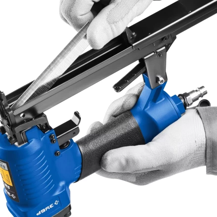 ЗУБР 53F-22, пневматический степлер для скоб 20Ga, тип 53F (10-22 мм), Профессионал (31935) купить в Урае