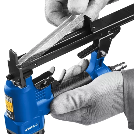 ЗУБР 53F-13, пневматический степлер для скоб 20Ga, тип 53F (6-13 мм), Профессионал (31934) купить в Урае