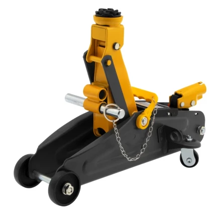 Домкрат гидравлический подкатной Denzel с фиксатором 2 т 130-330 мм в кейсе 51154 купить в Урае