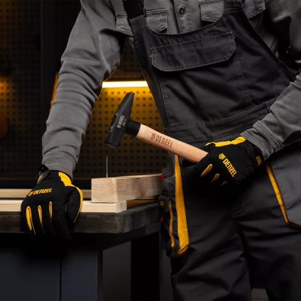 Молоток слесарный, 500 г Denzel, кованый квадратный боек, буковая рукоятка, 10429 купить в Урае