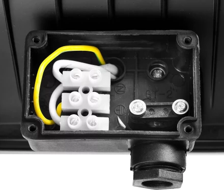 Прожектор STAYER &quot;MASTER&quot; MAXLight галогенный, с дугой крепления под установку, черный, 1000Вт 57105-B купить в Урае