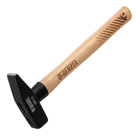 Молоток слесарный, 600 г Denzel, кованый квадратный боек, буковая рукоятка, 10431 купить в Урае