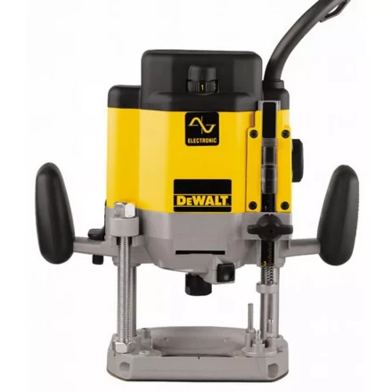 Фрезер DeWalt DW629 купить в Урае