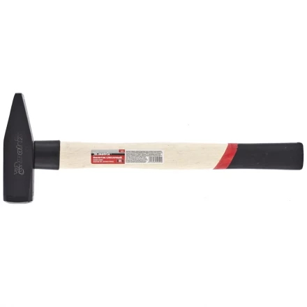 Молоток слесарный 800 г квадратный боек деревянная рукоятка MTX 102359 купить в Урае
