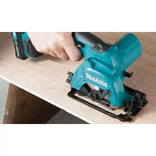 Пила дисковая аккумуляторная Makita HS301DWAE купить в Урае