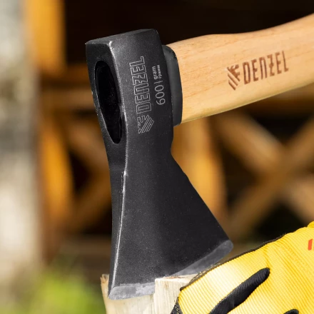 Топор, 600 г Denzel, кованый, буковое топорище 21631 купить в Урае