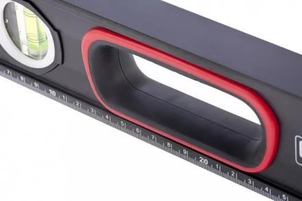 Уровень алюминиевый усиленный 600 мм MATRIX 2 компонентные рукоятки артикул 34361 купить в Урае