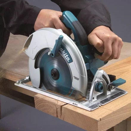 Дисковая пила Makita 5008MGJX2 купить в Урае