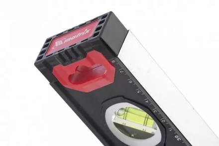 Уровень алюминиевый усиленный 800 мм MATRIX 2 компонентные рукоятки артикул 34362 купить в Урае