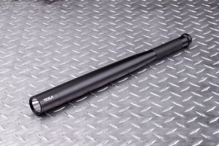 Фонарь-бита TESLA LB-40 33х400 мм купить в Урае