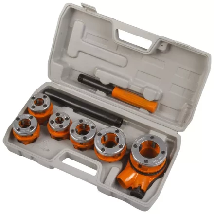 Набор клуппов 1/4-1,25 с трещеточным плашкодержателем SPARTA 773357 купить в Урае