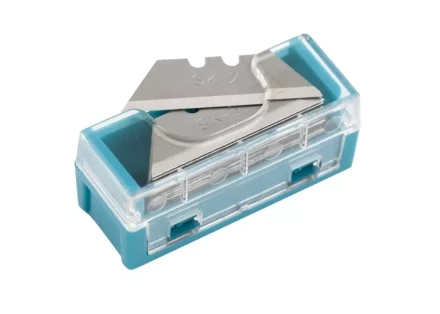 Лезвия МИНИ 9 мм трапециевидные пластиковый пенал 15 шт GROSS 79373 купить в Урае