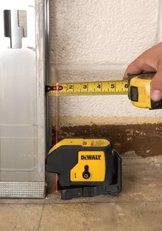 Лазерный нивелир DeWalt DW 083 К купить в Урае
