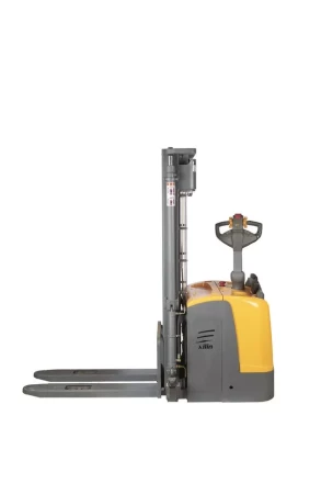 Штабелер самоходный 2,0 т 4,5 м XILIN CDDK20 24/300 В/Ач ЭУР, выдв. опоры (с платформой) 1005280 купить в Урае