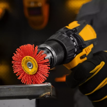 Щетка для дрели Denzel, 65 мм, Плоская, со шпилькой, нейлоновая щетина, 74433 купить в Урае