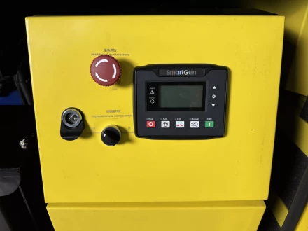 Дизельный генератор Vektor AD-70Y-T400 в шумозащитной кожухе купить в Урае