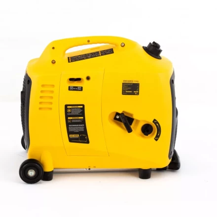 Генератор инверторный GT-3200iSE, 3.2 кВт, 230 В, бак 6 л, закрытый корпус, электростартер Denzel 94703 купить в Урае