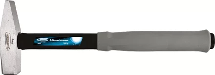 Молоток слесарный 500 г квадратный боек фибергласовая обрезиненная рукоятка GROSS 10276 купить в Урае